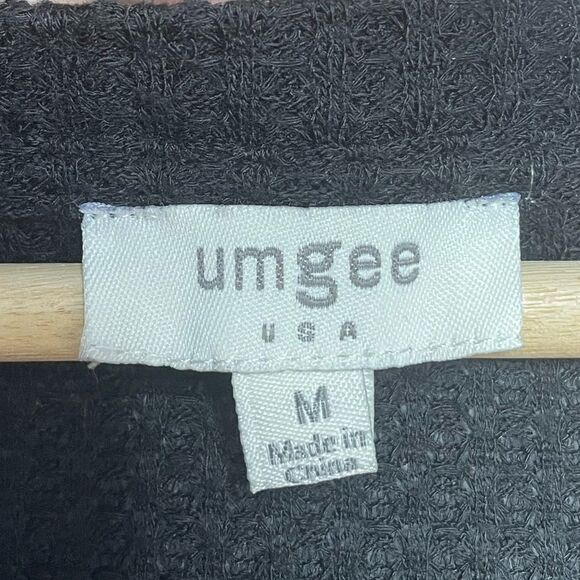 Umgee Black Waffle Knit Embroidered Sleeveless Blouse Medium - Picture 4 of 6